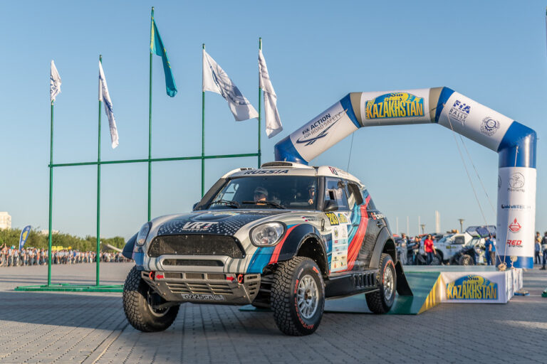 Пятый этап Кубка мира стартовал в Казахстане[:en]The FIA World Cup for Cross-Country Rallies fifth round started in Kazakhstan