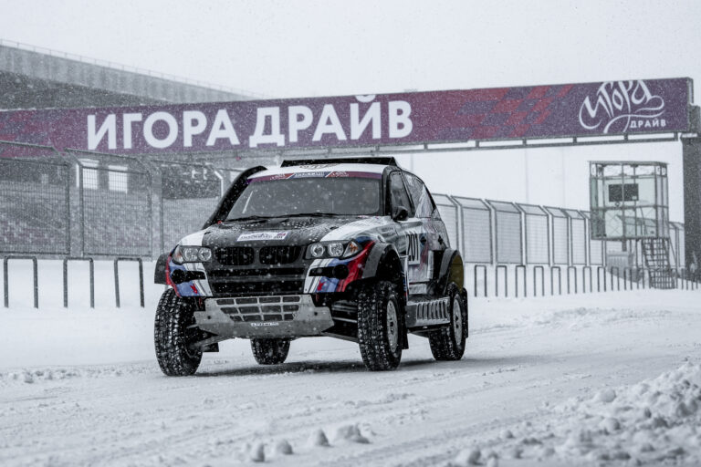 Команда VRT открывает ралли-рейдовый сезон на бахе «Россия – Северный лес 2023»